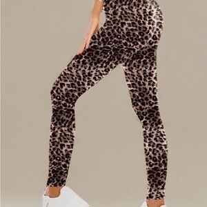 Amazon Essentials Lepoard Print Women's Leggings
